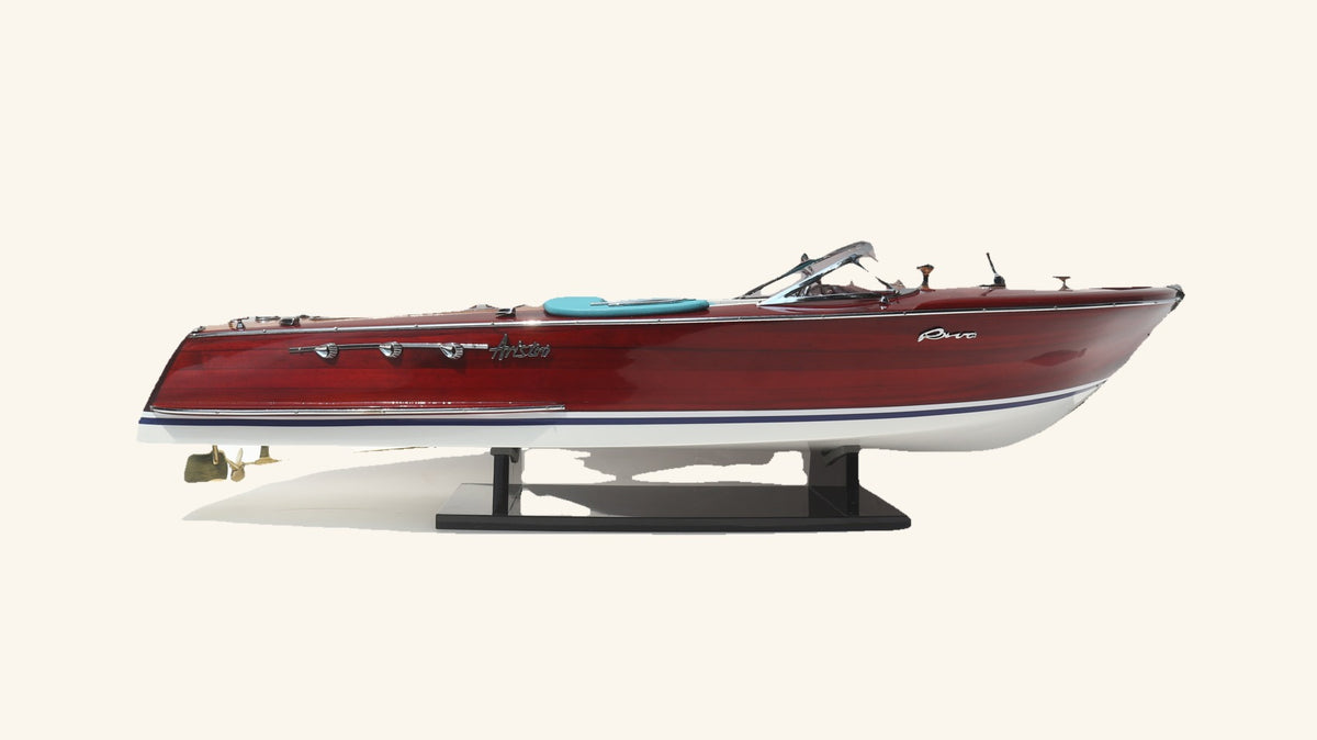 Maquette Riva Super Ariston — 67 cm