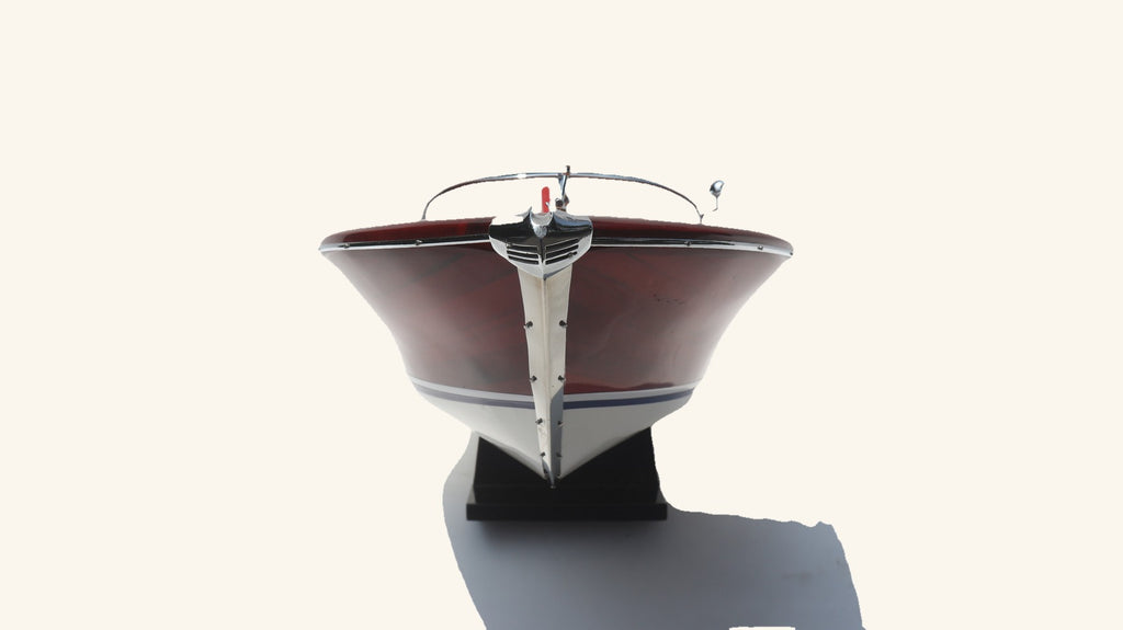 Maquette Riva Super Ariston — 67 cm