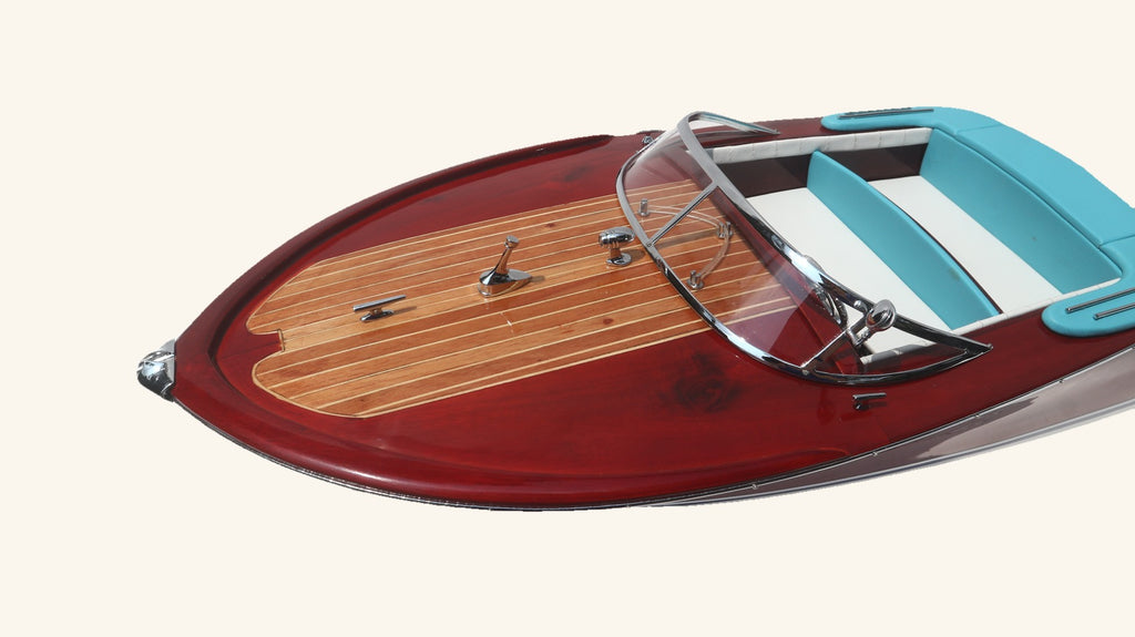 Maquette Riva Super Ariston — 67 cm