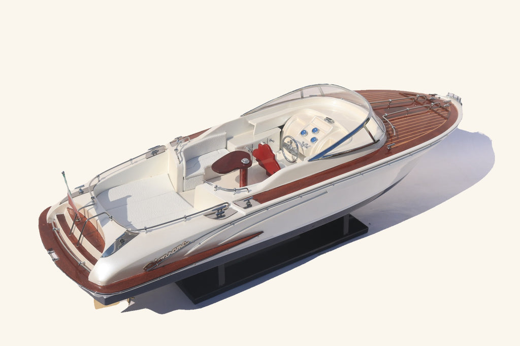 Maquette Riva Rama 44 Platinum — 65 cm